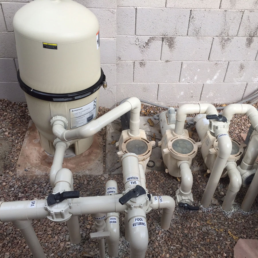 Weekly Reports Customer's receive photos of pool equipment in weekly reports
